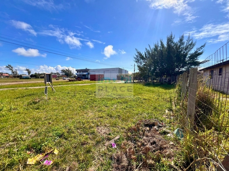 Terreno de esquina à venda: 5ª foto da galeria de imagens do imóvel