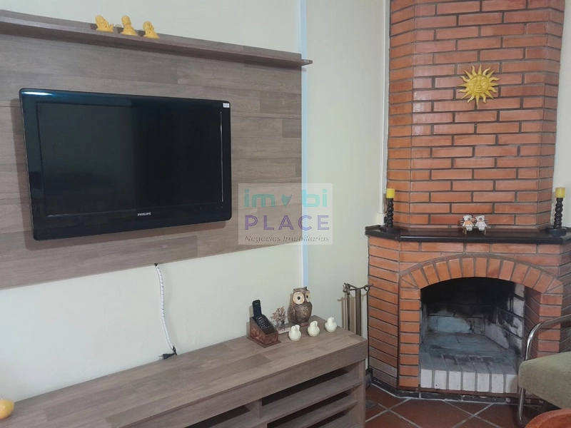 Casa Mobiliada à Venda: 18ª foto da galeria de imagens do imóvel