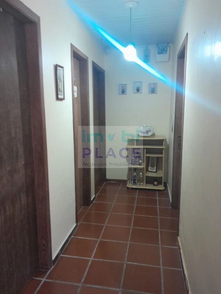 Casa Mobiliada à Venda: 7ª foto da galeria de imagens do imóvel