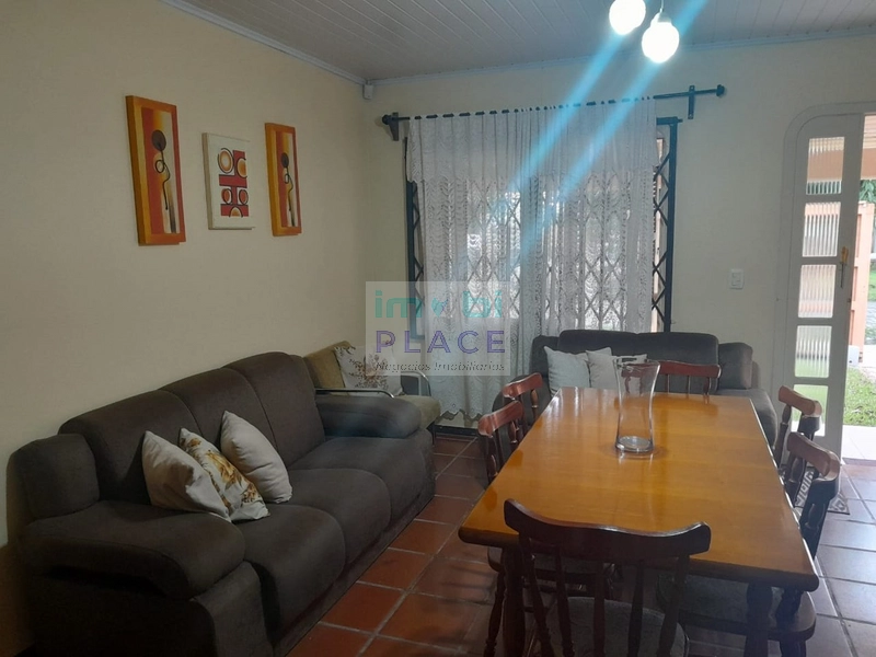 Casa Mobiliada à Venda: 9ª foto da galeria de imagens do imóvel