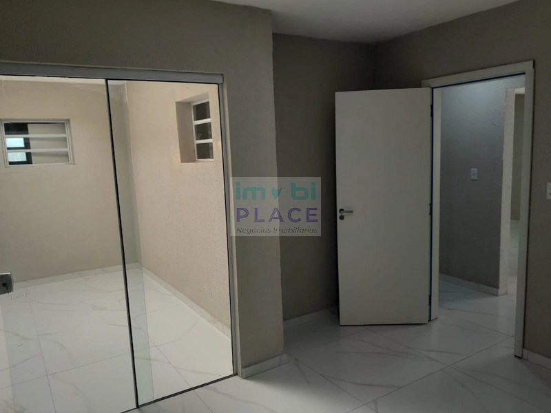 Ampla Casa com 5 Dormitórios: 10ª foto da galeria de imagens do imóvel