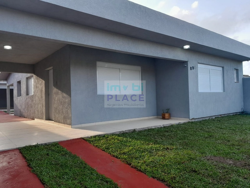 Ampla Casa com 5 Dormitórios: 1ª foto da galeria de imagens do imóvel
