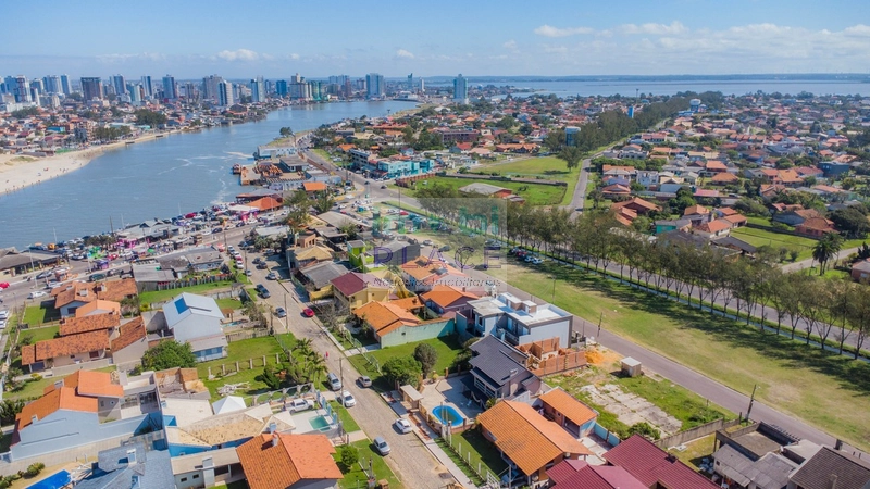Casa exclusiva no centro: 14ª foto da galeria de imagens do imóvel