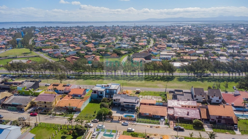 Casa exclusiva no centro: 12ª foto da galeria de imagens do imóvel