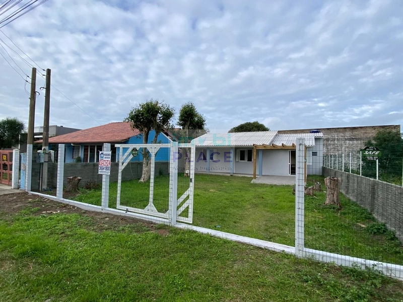 Casa à Venda: 2ª foto da galeria de imagens do imóvel