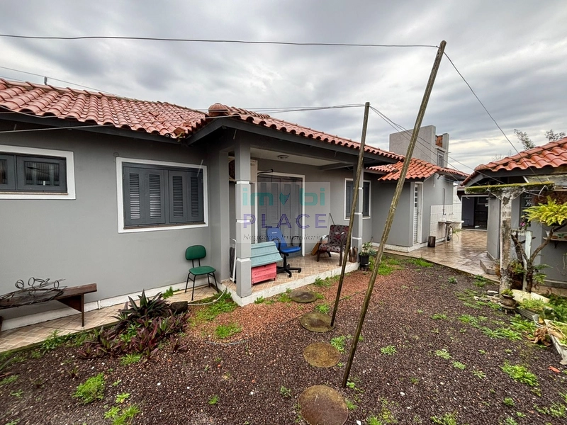 Casa com ótima localização, a apenas 700 metros do mar: 8ª foto da galeria de imagens do imóvel