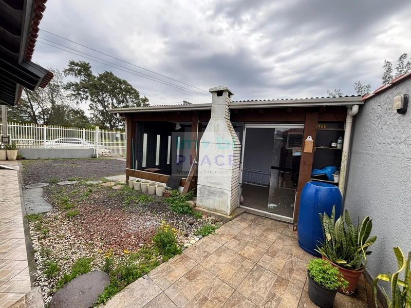 Casa com ótima localização, a apenas 700 metros do mar: 32ª foto da galeria de imagens do imóvel