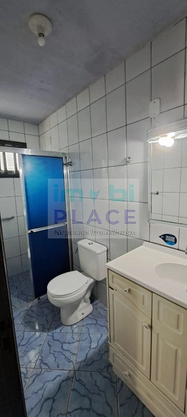 Casa com ótima localização, a apenas 700 metros do mar: 64ª foto da galeria de imagens do imóvel