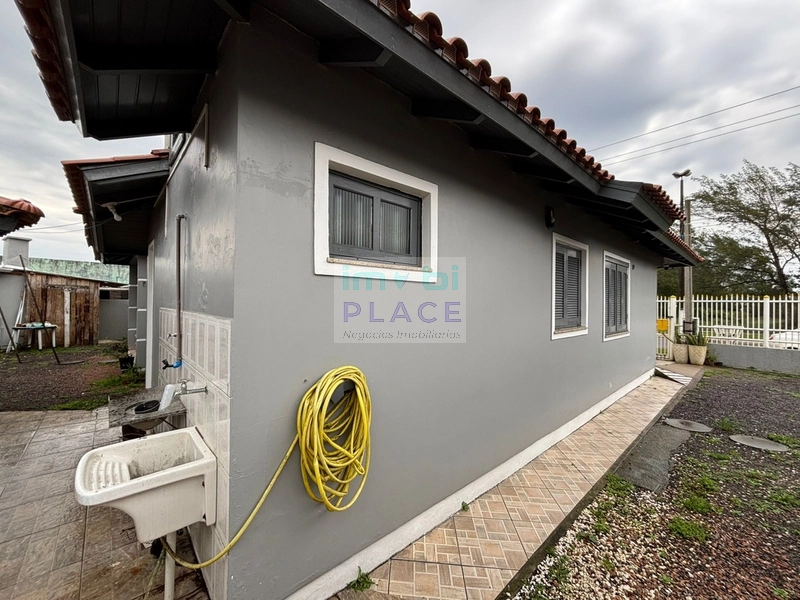 Casa com ótima localização, a apenas 700 metros do mar: 30ª foto da galeria de imagens do imóvel