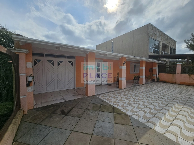 Casa com Anexo e Amplo Espaço para sua Família: 4ª foto da galeria de imagens do imóvel