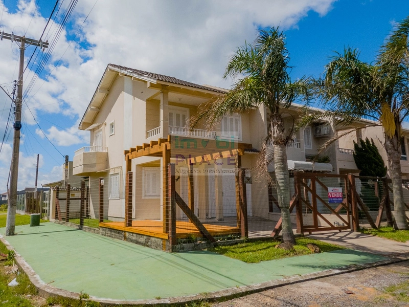 Casa à Venda: 1ª foto da galeria de imagens do imóvel