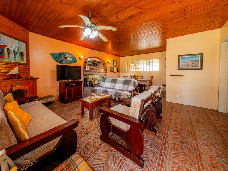 Casa à venda com amplo espaço e lazer completo: 16ª foto da galeria de imagens do imóvel