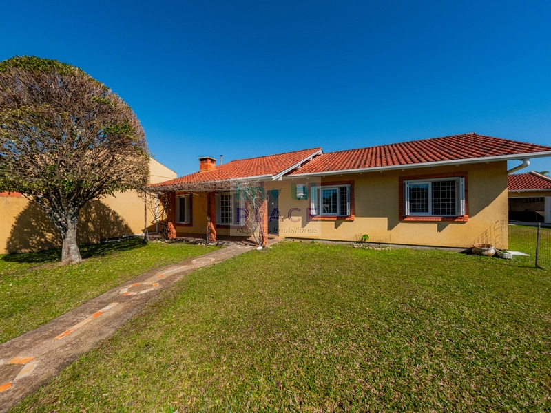 Casa à venda com amplo espaço e lazer completo: 7ª foto da galeria de imagens do imóvel