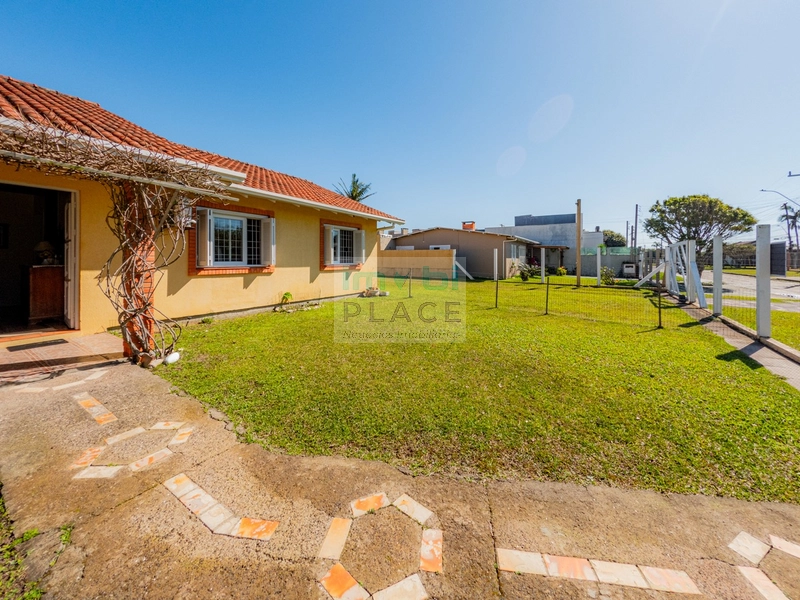 Casa à venda com amplo espaço e lazer completo: 6ª foto da galeria de imagens do imóvel