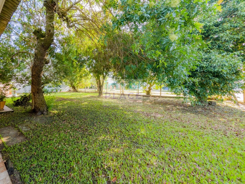 Casa à venda com amplo espaço: 66ª foto da galeria de imagens do imóvel