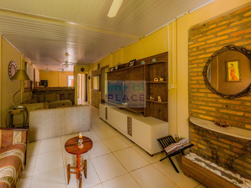 Casa à venda com amplo espaço: 29ª foto da galeria de imagens do imóvel
