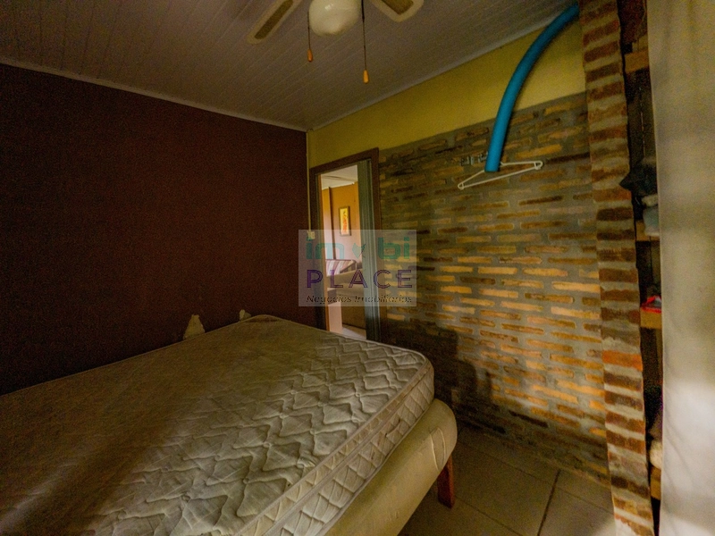 Casa à venda com amplo espaço: 27ª foto da galeria de imagens do imóvel