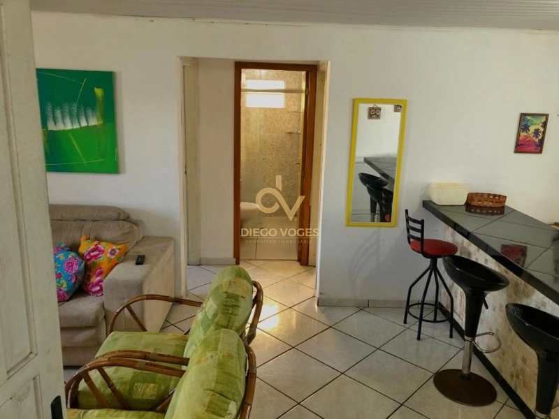 Casa com amplo terreno 2 quartos quiosque com churrasqueira e piscina: 8ª foto da galeria de imagens do imóvel