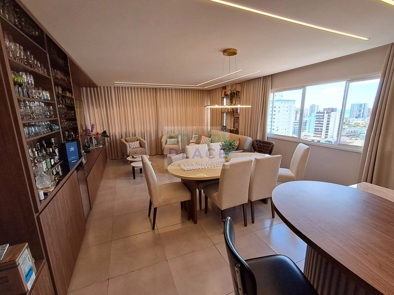 Apartamento no centro com 3 quartos junto a todo comércio: 2ª foto da galeria de imagens do imóvel