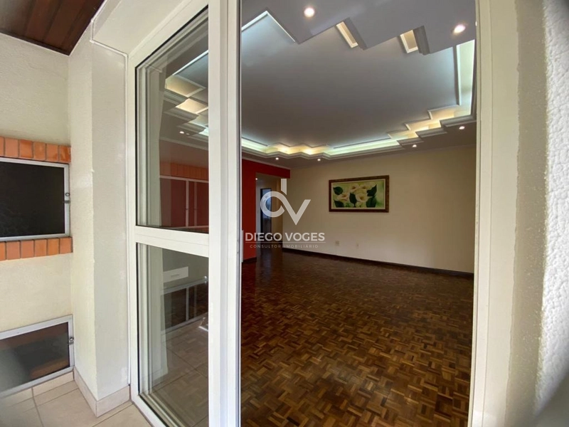 Entrada e parcelo direto apto no centro ao lado da prefeitura: 5ª foto da galeria de imagens do imóvel