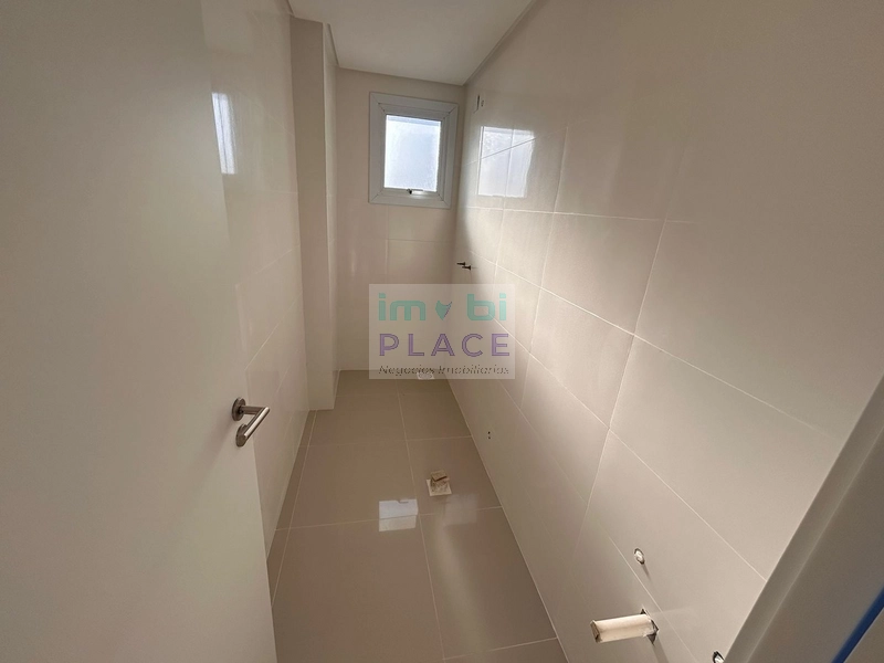 Apartamento localizado na Av. da Igreja à poucas quadras do mar: 2ª foto da galeria de imagens do imóvel