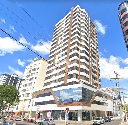 Apartamento com excelente localização entre o centro e mar: 1ª foto da galeria de imagens do imóvel