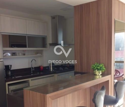 Apartamento com excelente localização entre o centro e mar: 6ª foto da galeria de imagens do imóvel