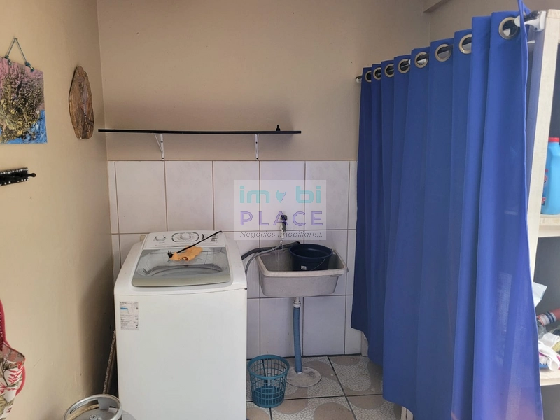 Ótimo sobrado em bairro de moradores: 9ª foto da galeria de imagens do imóvel