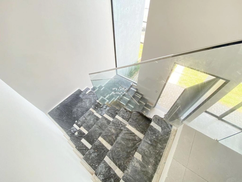 Belíssimo Sobrado de Alto Padrão Construtivo 3 Dormitórios em Imbé: 8ª foto da galeria de imagens do imóvel
