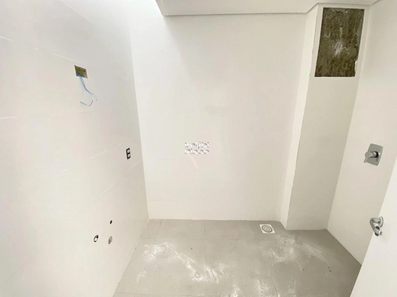 Belíssimo Sobrado de Alto Padrão Construtivo 3 Dormitórios em Imbé: 17ª foto da galeria de imagens do imóvel