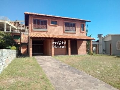 Excelente Sobrado 4 Dormitórios, Barra de Tramandaí: 1ª foto da galeria de imagens do imóvel