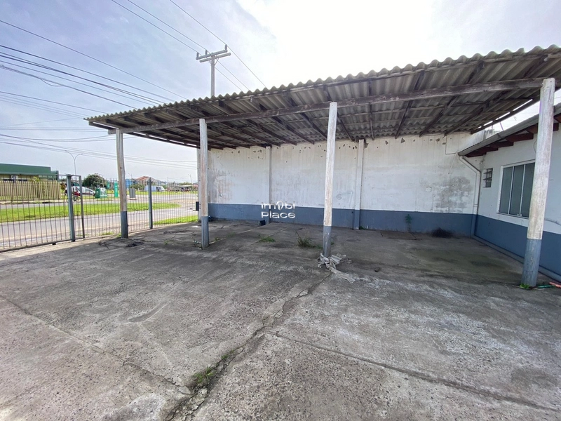 Excelente Pavilhão, com toda infraestrutura, pronto para comércios.: 26ª foto da galeria de imagens do imóvel