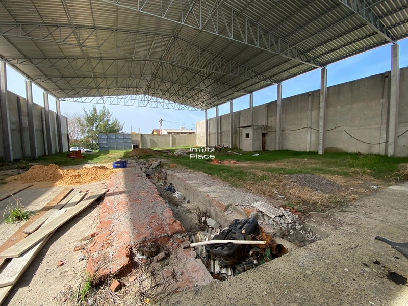 Excelente Pavilhão, com toda infraestrutura, pronto para comércios.: 9ª foto da galeria de imagens do imóvel