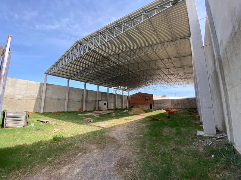 Excelente Pavilhão, com toda infraestrutura, pronto para comércios.: 10ª foto da galeria de imagens do imóvel
