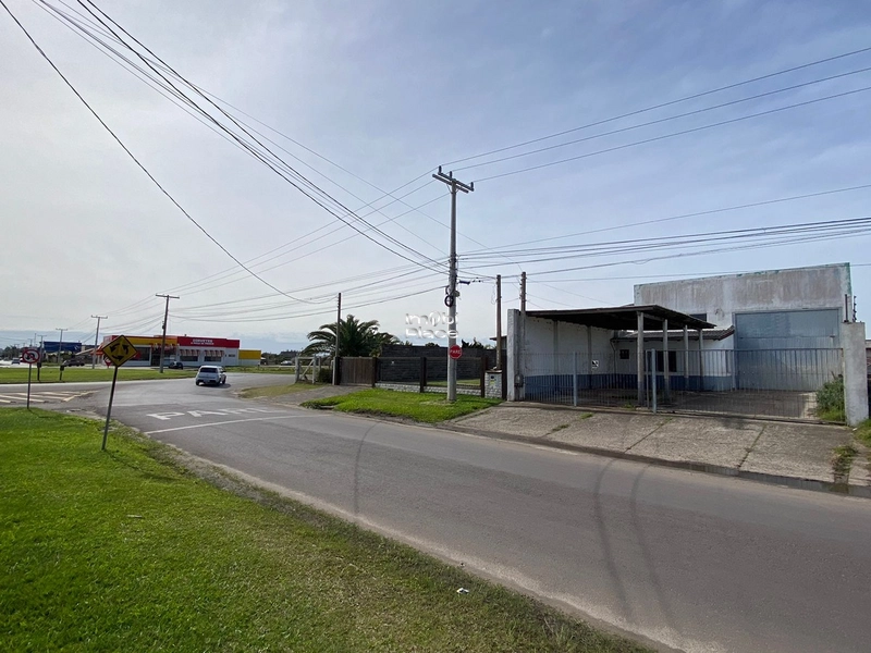 Excelente Pavilhão, com toda infraestrutura, pronto para comércios.: 6ª foto da galeria de imagens do imóvel