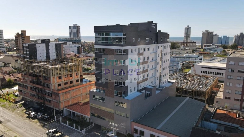 Apartamento Mobiliado e Decorado, 2 Suítes, bem localizado.: 1ª foto da galeria de imagens do imóvel