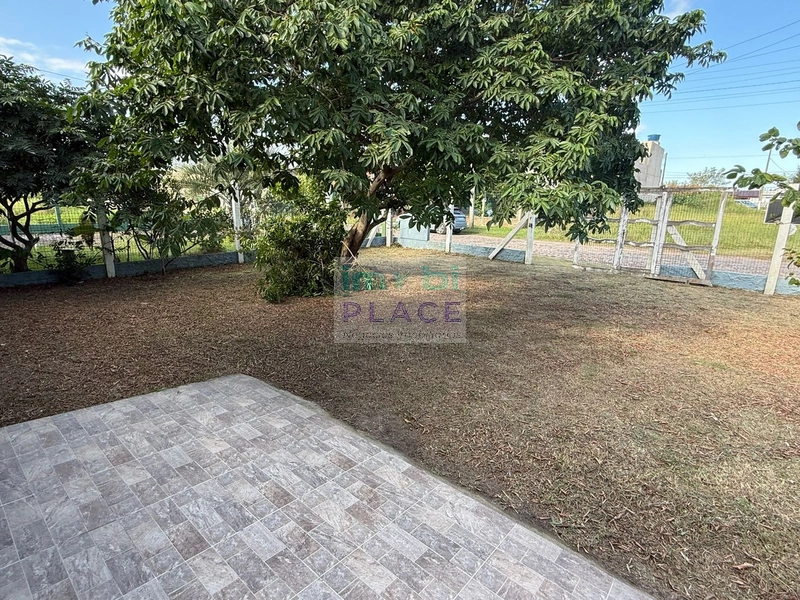 Oportunidade! Casa reformada pátio amplo frente mar em Nova Tramandaí: 3ª foto da galeria de imagens do imóvel