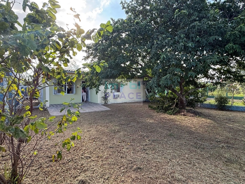 Oportunidade! Casa reformada pátio amplo frente mar em Nova Tramandaí: 2ª foto da galeria de imagens do imóvel