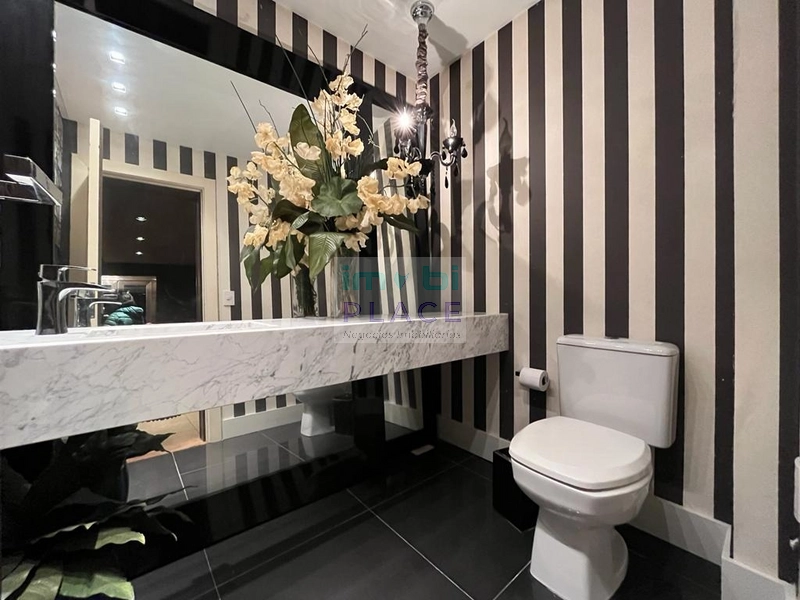 Luxoso e sofisticado apartamento com características únicas: 19ª foto da galeria de imagens do imóvel