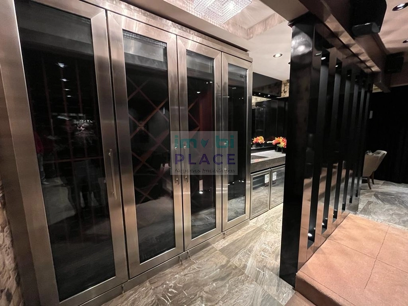 Luxoso e sofisticado apartamento com características únicas: 18ª foto da galeria de imagens do imóvel