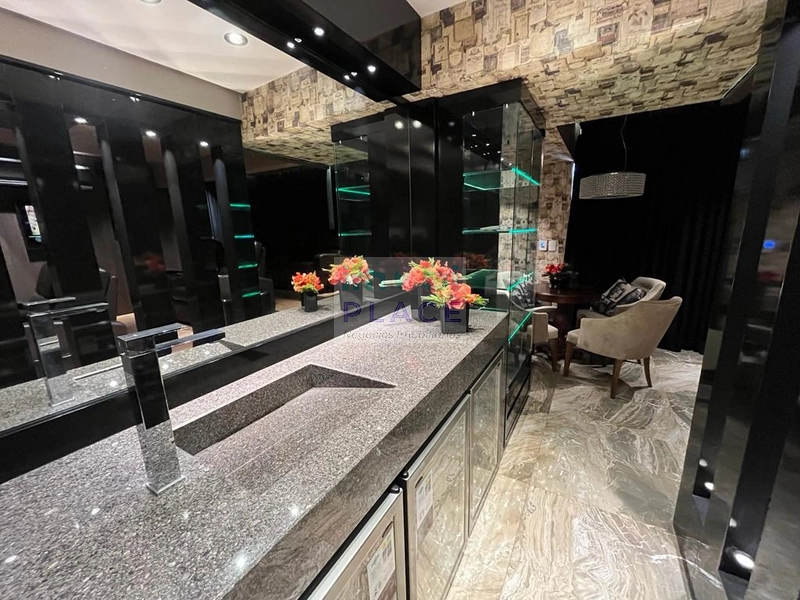 Luxoso e sofisticado apartamento com características únicas: 23ª foto da galeria de imagens do imóvel