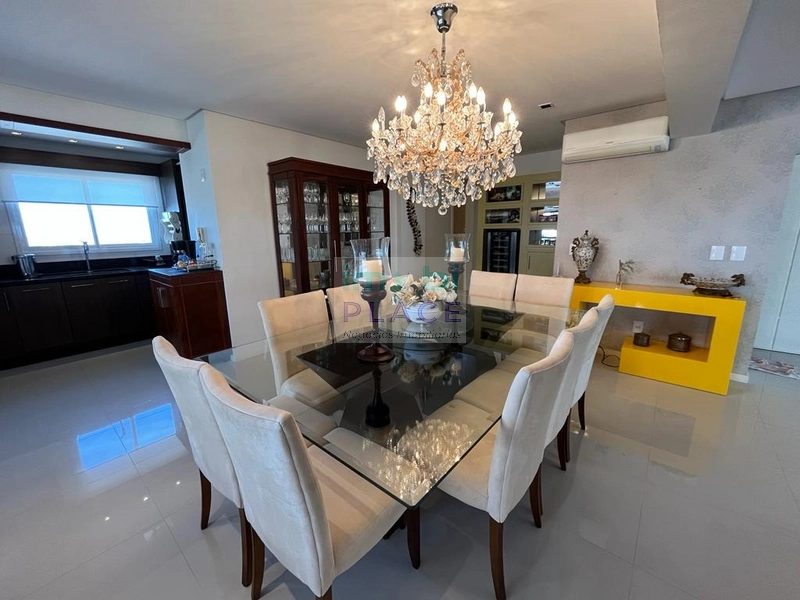Luxoso e sofisticado apartamento com características únicas: 25ª foto da galeria de imagens do imóvel