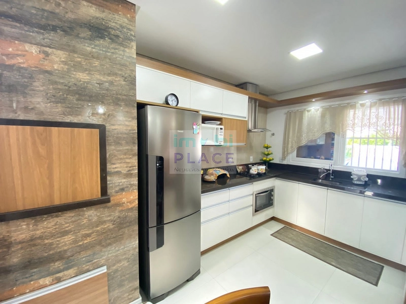 Casa Geminada Exclusiva - 3 Quartos 1 Suíte, Mobiliada, com Piscina: 2ª foto da galeria de imagens do imóvel