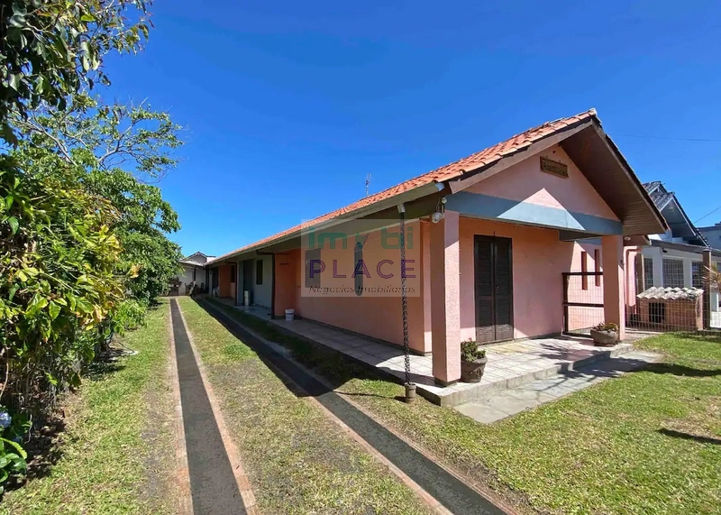 Ferias Janeiro/ Fevereiro -Casa/Ap 2 Dorm. 4 quadras da Praia e Centro: 1ª foto da galeria de imagens do imóvel