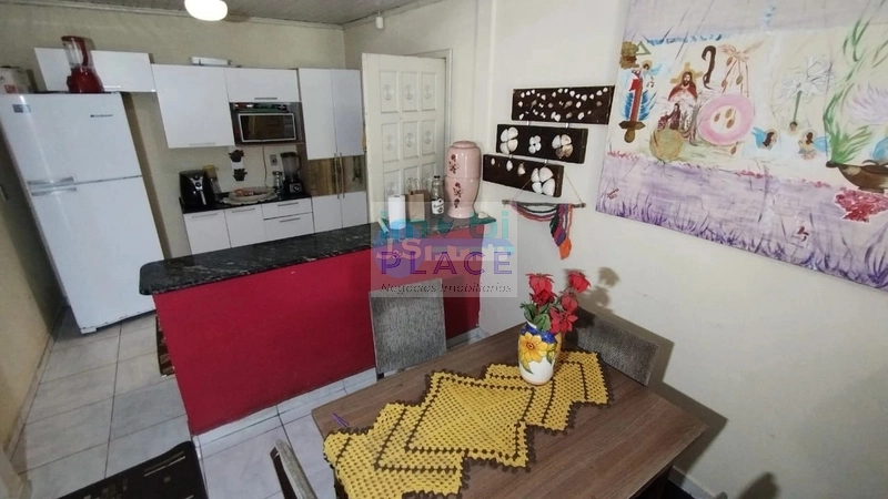 Explore o conforto e a praticidade nesta adorável casa: 2ª foto da galeria de imagens do imóvel