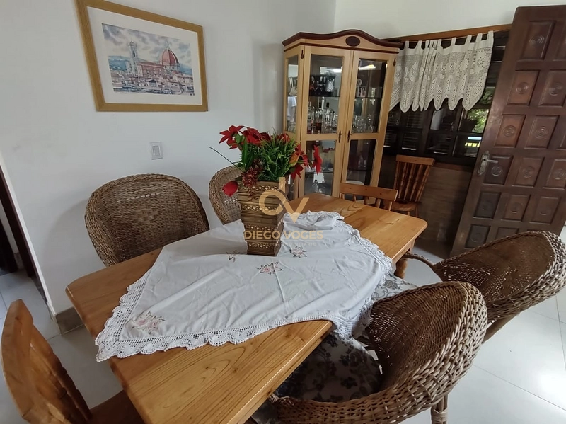 Belíssima casa com piscina próxima ao mar Atlântida Sul: 8ª foto da galeria de imagens do imóvel