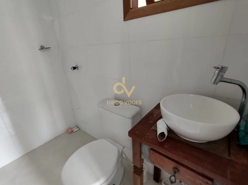 Belíssima casa com piscina próxima ao mar Atlântida Sul: 16ª foto da galeria de imagens do imóvel