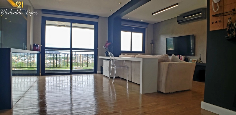 Apartamento 2 quartos, suíte, 2 vagas, Jardim Botânico