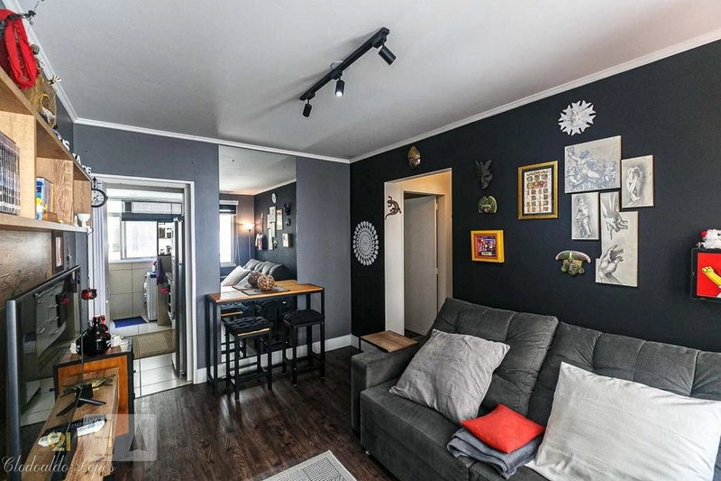 Apartamento de um dormitório e vaga, no bairro Menino Deus;: 2ª foto da galeria de imagens do imóvel