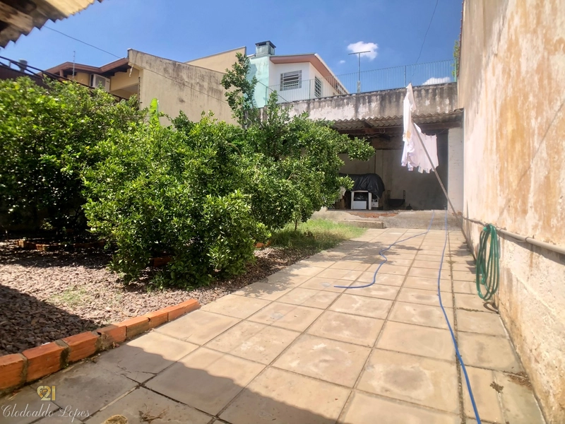 Casa/terreno localizada em uma ótima rua elevada e calma;: 14ª foto da galeria de imagens do imóvel